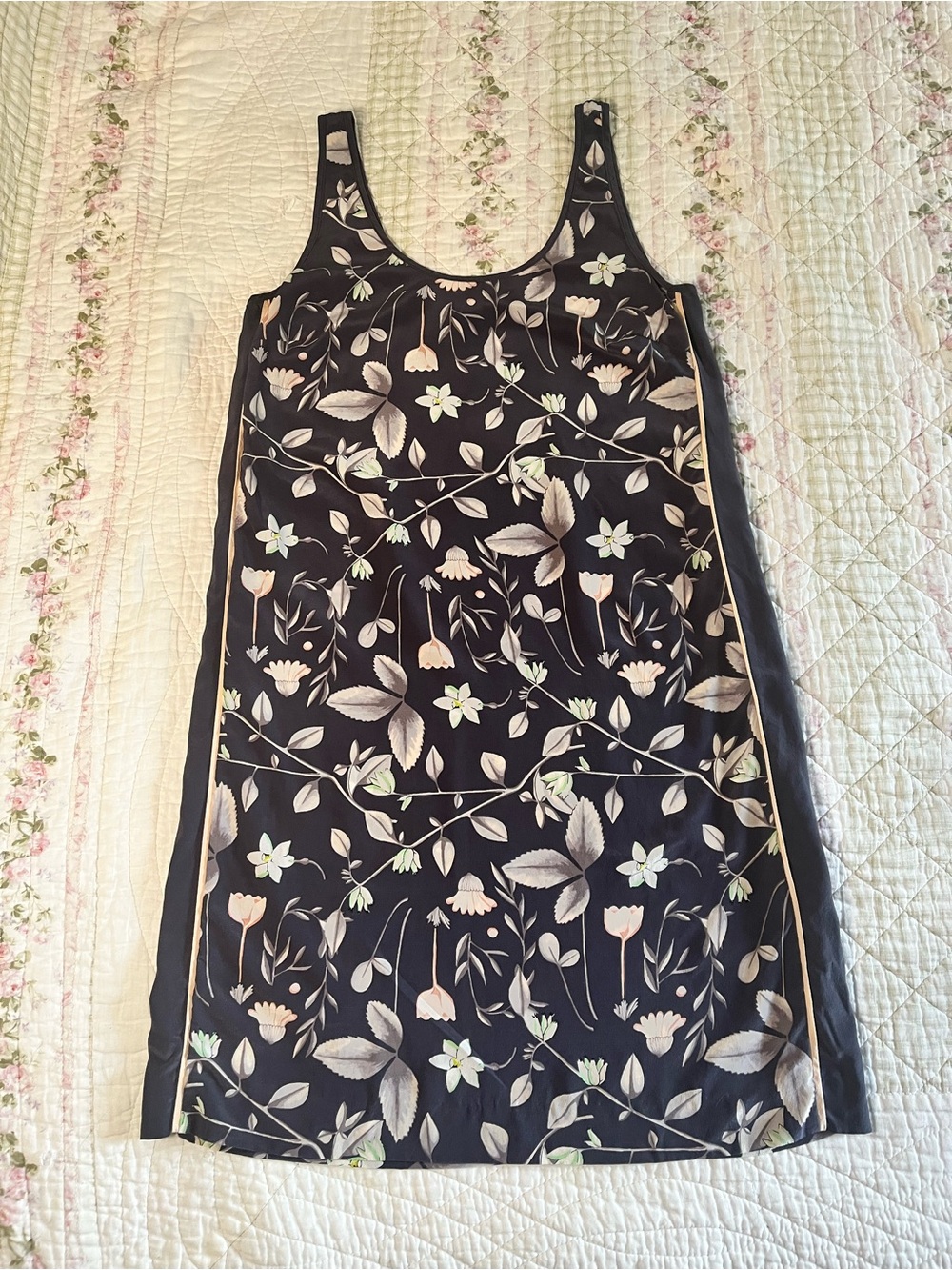 Club Monaco 100% Silk Floral Tank Tunic Dress Black Gray Mini